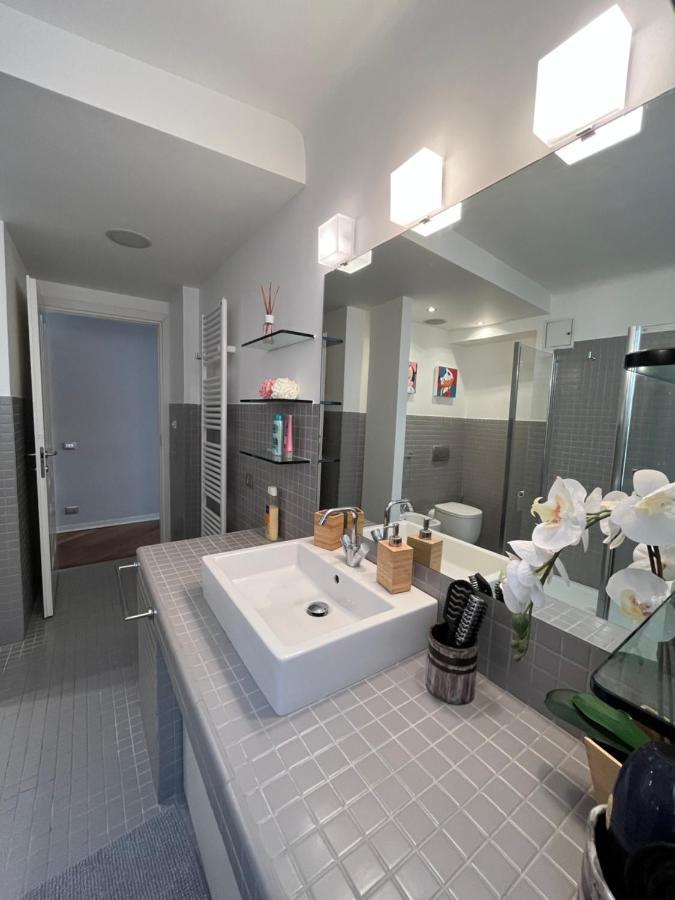 The S Place Apartment Genoa Luaran gambar